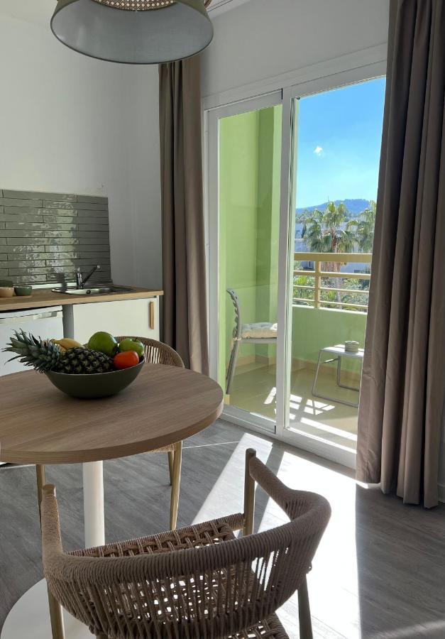 Apartamento The Palm Star Ibiza - Adults Only San Antonio Abad Exterior foto